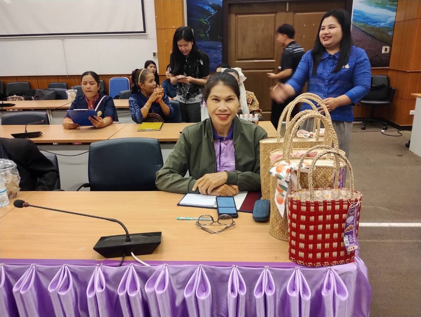 🏆 สพอ.เมืองบึงกาฬ นำกลุ่มเป้าหมายเข้ารับการประเมิน มชช. มุ่งสร้างความเข้มแข็งชุมชนอย่างยั่งยืน 🌱
